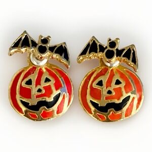 VTG Halloween Pumpkin Bat Stud Earrings Gold Tone Enamel Jack-O'-Lantern Spooky